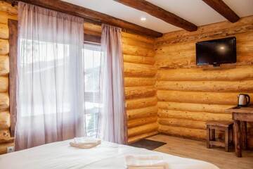 Фото номера Стандартный двухместный номер с 1 кроватью Отель Greenwood г. Tukhlya 8